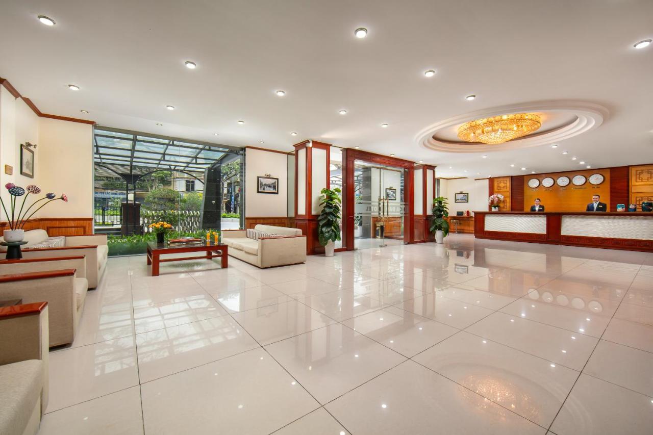 A25 Hotel - 705 Lac Long Quan ハノイ市 エクステリア 写真