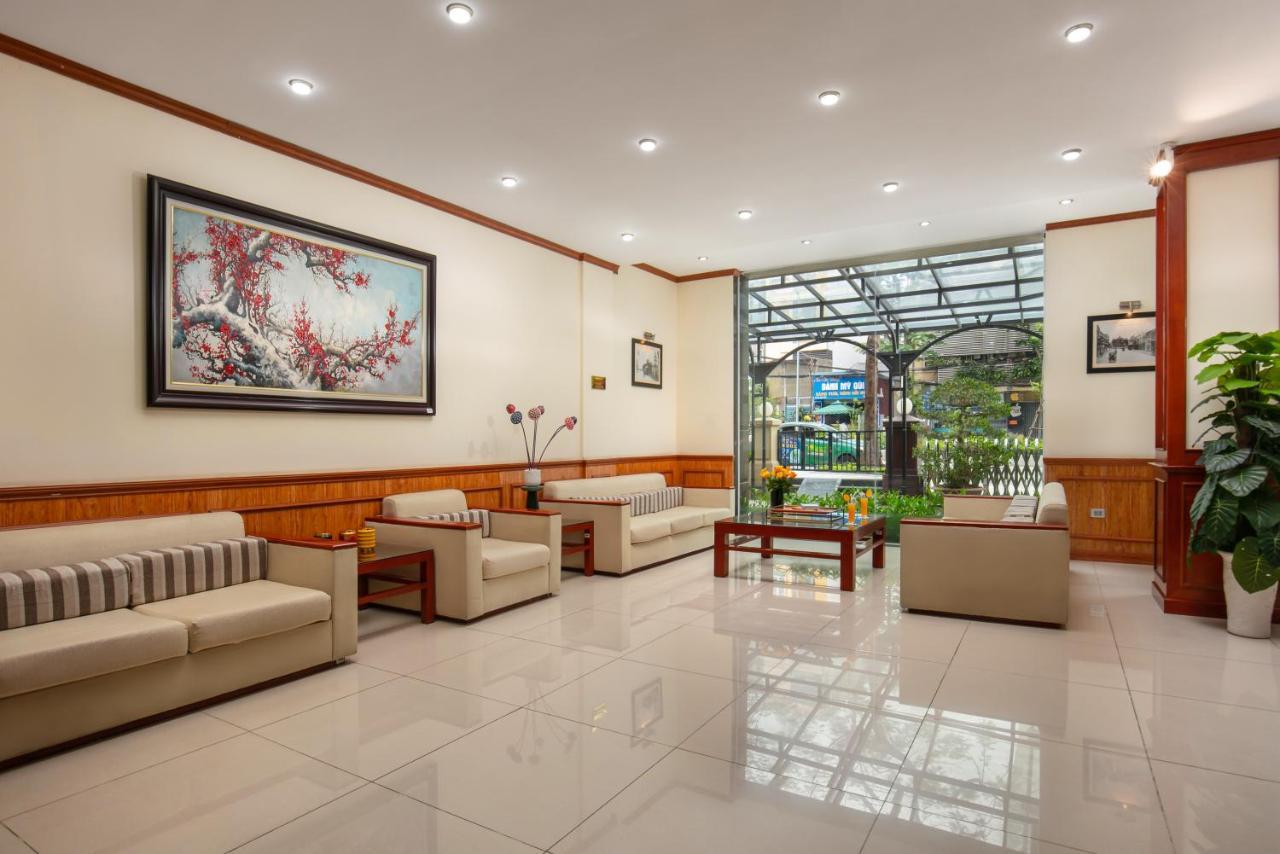 A25 Hotel - 705 Lac Long Quan ハノイ市 エクステリア 写真