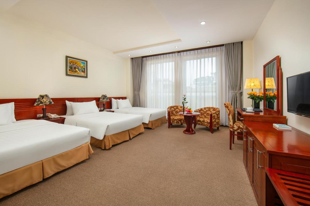 A25 Hotel - 705 Lac Long Quan ハノイ市 エクステリア 写真